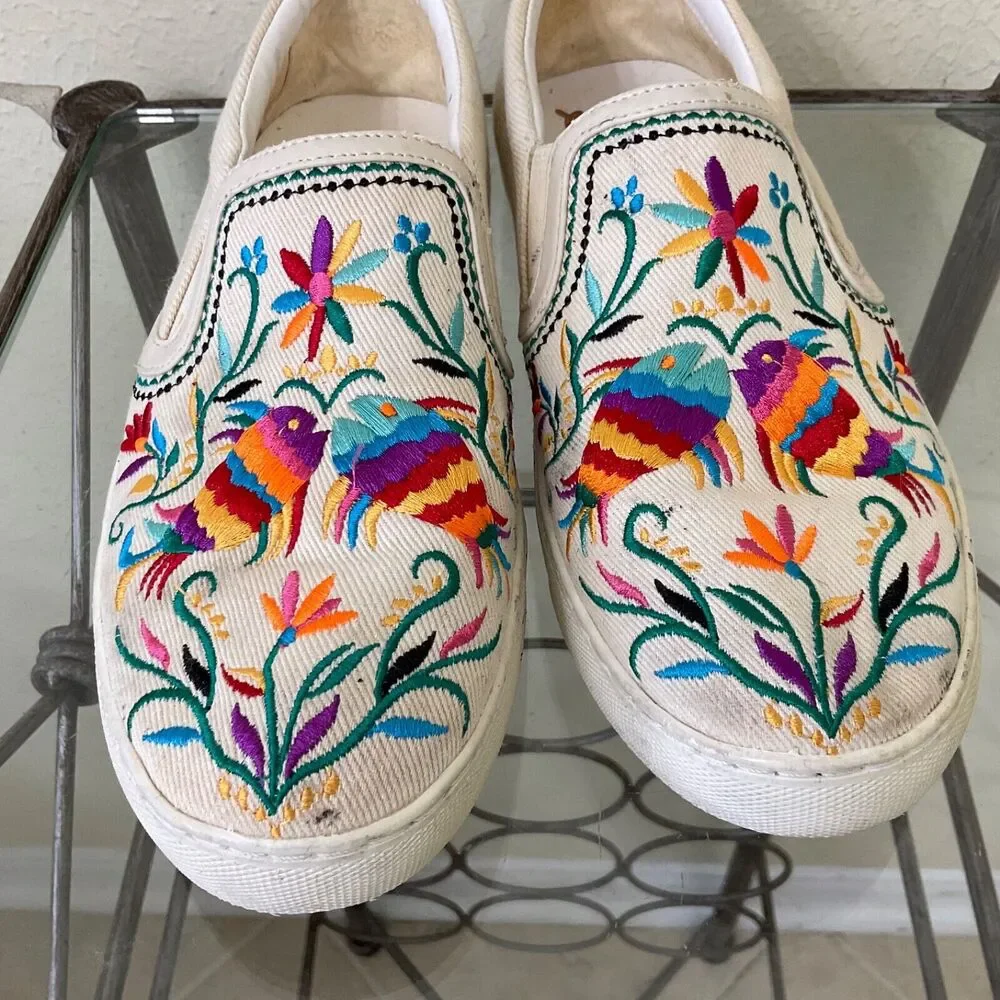 Sam Edelman shoes Women's size 7M Embroidered Floral /birds Slip On Tan shoes - Picture 2 of 8